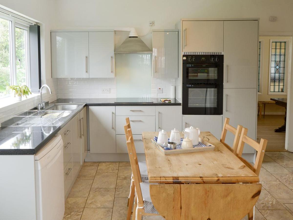 Silverdale Bacton  Extérieur photo